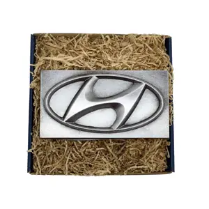 Hyundai čokoládový znak